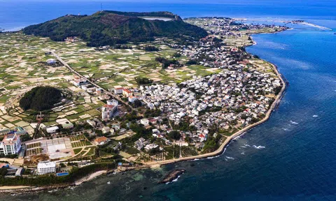 Đặc khu Lý Sơn và xã Măng Đen (Quảng Ngãi) liên kết phát triển du lịch sinh thái rừng - biển đảo