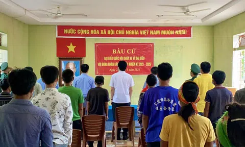 Nghệ An: Bầu cử sớm nơi rẻo cao
