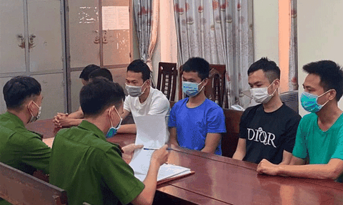 Hà Tĩnh: Khởi tố 11 đối tượng đánh bạc dưới hình thức xóc đĩa trong khách sạn