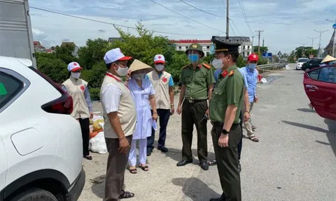 Hà Tĩnh: Linh mục Nguyễn Huy Tuấn và bà con giáo dân Can Lộc đồng hành với chính quyền trong phòng, chống dịch Covid-19