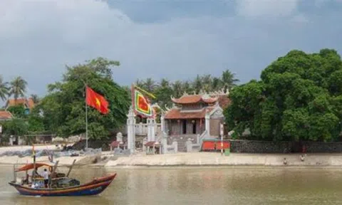 Ngôi đền gần 800 tuổi linh thiêng nhất xứ Nghệ