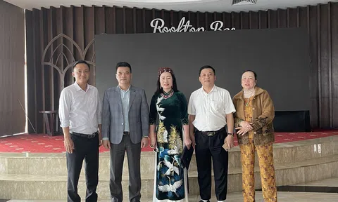 Triển khai Kế hoạch Liên hoan thực hành tín ngưỡng thờ mẫu Tam phủ của người Việt tại Đền mẫu Phủ Sung