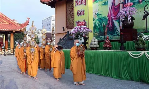 Tổ chức Đại lễ Phật đản với quy mô dưới 10 người tham gia