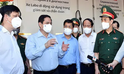 Thủ tướng vào tâm dịch Bắc Giang, kiểm tra, động viên lực lượng tuyến đầu