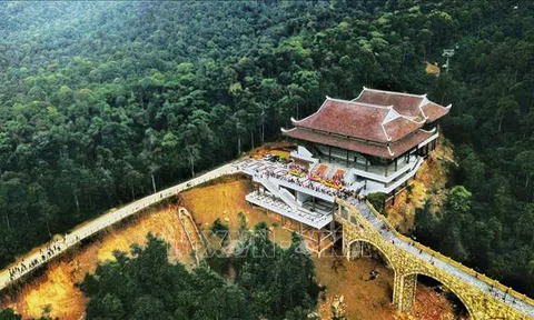 Bắc Giang phát triển "ngành công nghiệp không khói"