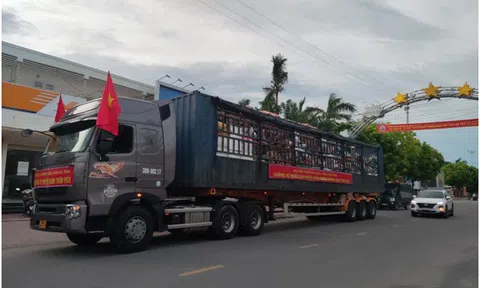 Hà Tĩnh: Người dân huyện nghèo miền núi “máu chảy ruột mềm” với đồng bào miền Nam