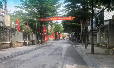 Hà Nội: Ngày đầu thực hiện giãn cách xã hội - Phòng dịch ở mức cấp bách nhất