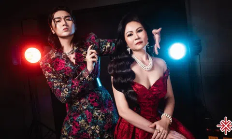 Hạnh phúc cùng mẹ trong bộ ảnh ‘ngập tràn yêu thương’ với siêu mẫu Nguyễn Đình Quyền