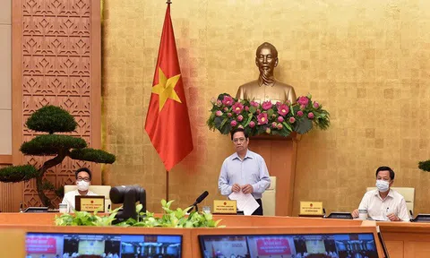 Kiểm soát dịch bệnh nhanh nhất có thể, quyết không để khủng hoảng y tế, khủng hoảng kinh tế