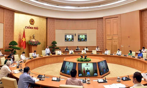 Việt Nam phải có vaccine sản xuất trong nước sớm nhất có thể để bảo vệ nhân dân