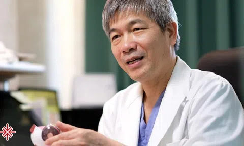 ‘Bàn tay vàng trong làng nhãn khoa’ - Bác sĩ Bùi Tiến Hùng