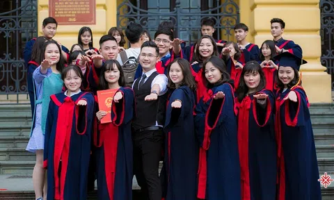 Thầy giáo Dương Hà chia sẻ: ‘chọn ngành, chọn trường, chọn tương lai và những lưu ý’?