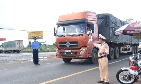 Bãi bỏ ngay những quy định cản trở lưu thông hàng hóa