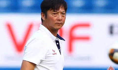 HLV ‘trẻ nhất’ vô địch V-League ở tuổi 37 - Lê Huỳnh Đức