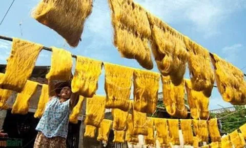 Nghề ăn cơm đứng