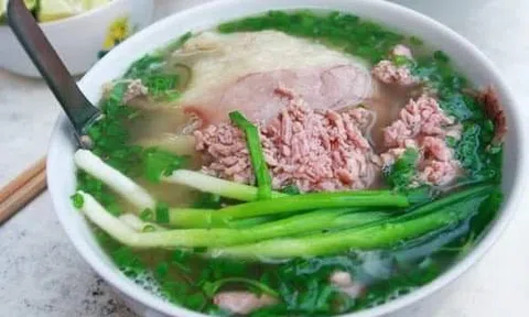 Làm gì có phở mười lăm nghìn ?!
