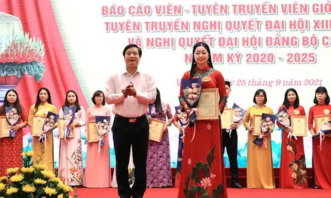 Phú Thọ: Cô giáo Nguyễn Thị Minh Thịnh đoạt giải nhất cuộc thi báo cáo viên, tuyên truyền viên giỏi