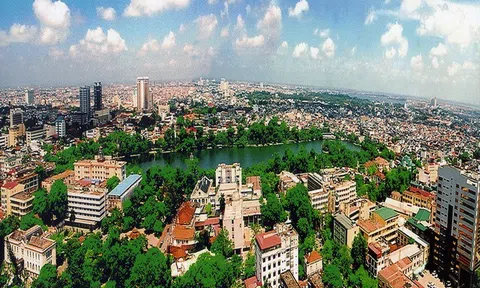 Kỷ niệm 67 năm Ngày giải phóng (10/10): Hà Nội - Nơi“ lắng hồn núi sông ngàn năm” tỏa sáng