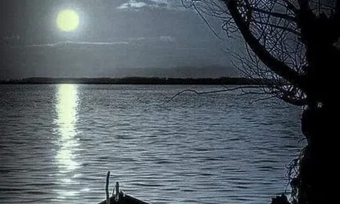 Câu chuyện cuộc sống :Tin bạn mất chồng