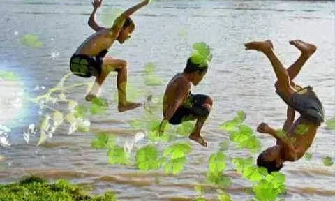 Ao làng trong ký ức hoài niệm
