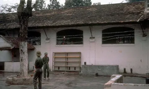 Sự thật vụ tập kích cứu phi công Mỹ tại Sơn Tây năm 1970 (Kỳ 3): TÙ BINH MỸ BÁO CHO “LẦU NĂM GÓC” NƠI HỌ BỊ GIAM GIỮ BẰNG CÁCH NÀO?