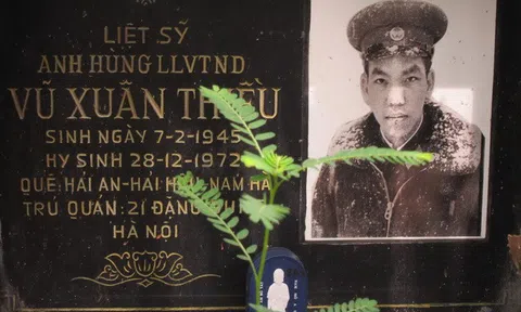 Phi công cảm tử Vũ Xuân Thiều đã biến chiếc MIC 21 thành "Quả tên lửa thứ 3" tiêu diệt B52 như thế nào?
