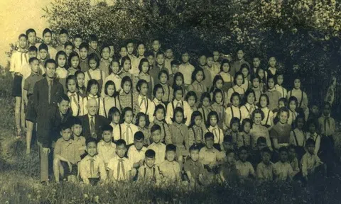 "Không thề mồ côi" (Kỳ 7): ĐI HỌC TRƯỜNG THIẾU NHI QUỐC TẾ TẠI TIỆP KHẮC