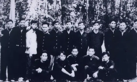 "Không thể mồ côi" (Kỳ 11): NOEL HẰNG NĂM LÀ NGÀY GIỖ CỦA CHA TÔI