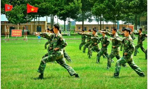 Chút riêng tư của một chàng trai trẻ                                                         