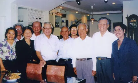 "Không thể mồ côi" (Kỳ 17): TỰ BỎ VIỆC NHÀ NƯỚC ĐỂ ĐI... LÀM THUÊ CHO NƯỚC NGOÀI