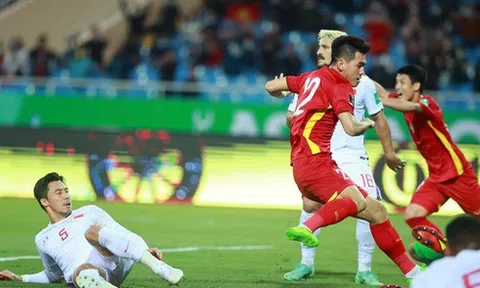 ĐT Việt Nam có chiến thắng lịch sử ĐT Trung Quốc với tỷ số 3 - 1 ở vòng loại World Cup