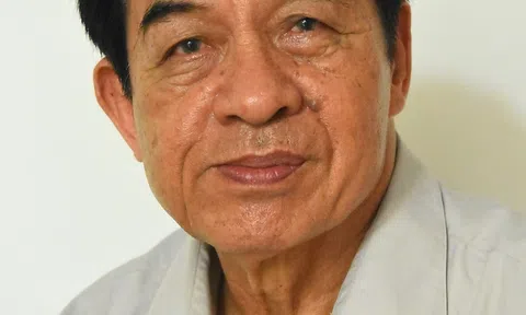 Đọc " Tình sau con chữ"  - Trân quý sự "lao tâm khổ tứ" của Nhà thơ Quang Hoài