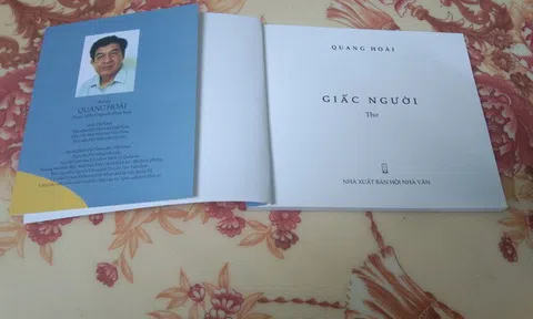  Lay ta bừng tỉnh giấc người trăm năm
