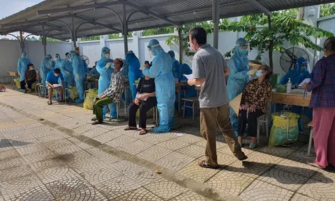 Nhân kỷ niệm 67 năm Ngày Thầy thuốc Việt Nam (27/2): Đỉnh cao và vực sâu