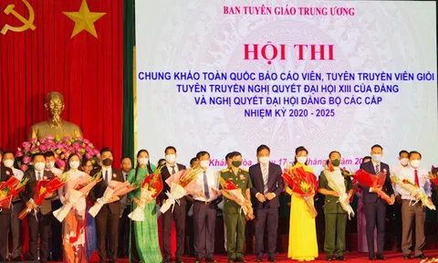 Phú Thọ: Cô giáo Nguyễn Thị Minh Thịnh dự Chung khảo Hội thi Báo cáo viên toàn quốc tổ chức tại tỉnh Khánh Hòa