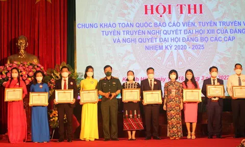 Phú Thọ: Cô giáo Nguyễn Thị Minh Thịnh đoạt Giải Nhì Hội thi báo cáo viên giỏi toàn quốc
