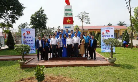 Phú Thọ: “Tuổi trẻ Cẩm Khê hướng về biển đảo quê hương”