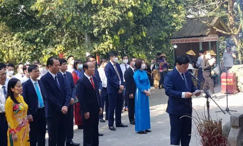 Phú Thọ: Huyện Hạ Hòa dâng hương tri ân công đức các Vua Hùng