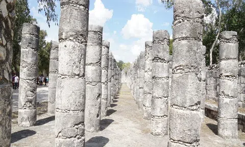 Cancun, rực rỡ nắng vàng và trầm mặc phế tích