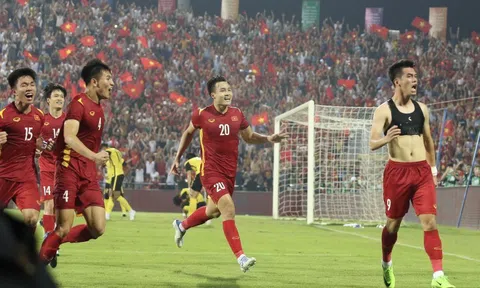 Thắng nghẹt thở U23 Malaysia, U23 Việt Nam gặp U23 Thái Lan ở chung kết SEA Games 31