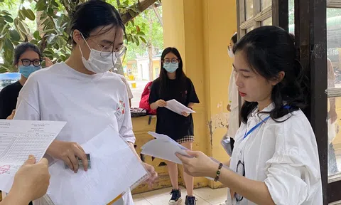 Gần một triệu thí sinh thi tốt nghiệp THPT năm 2022 làm bài đầu tiên môn ngữ văn