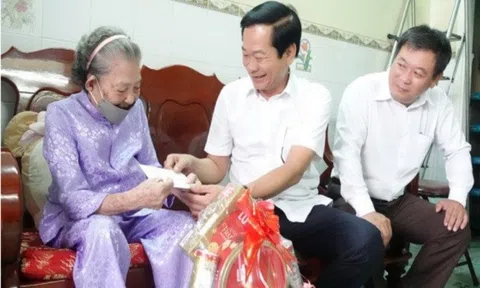 Kiên Giang: Tri ân gia đình chính sách 