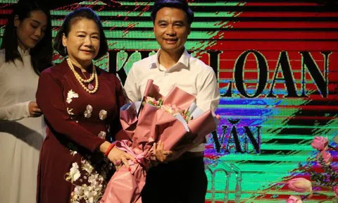 Ra mắt sản phẩm âm nhạc “Lời mẹ kể” của nhạc sĩ Tô Văn, phổ thơ Nghệ nhân ưu tú Kim Loan