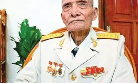 Cởi áo cà sa