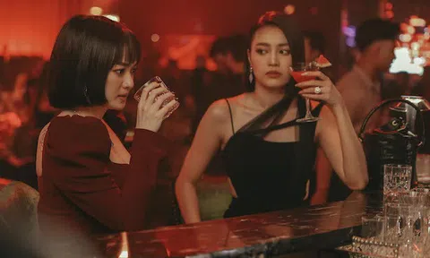 Lan Ngọc, Kaity Nguyễn “ăn mừng” phim “Cô gái đến từ quá khứ” vượt qua khâu kiểm duyệt