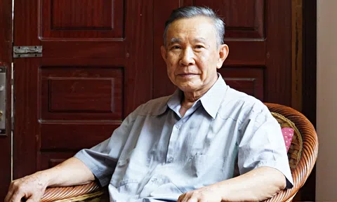 Nhớ ông Vũ Quốc Hùng –  “Anh Văn mãi mãi là nguồn sáng dân tộc”