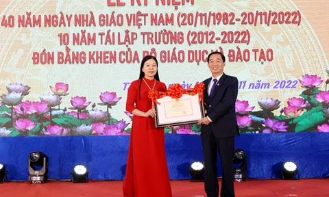 Phú Thọ: Trường THCS Tân Dân (Việt Trì) kỷ niệm và 10 năm tái lập, đón nhận Bằng khen của Bộ GD&ĐT