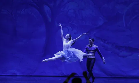 Vở ballet Kẹp Hạt Dẻ tiếp tục công diễn tại TP. Hồ Chí Minh