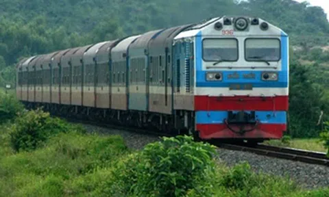 Chuyện tình đêm lỡ tàu (Truyện ngắn)