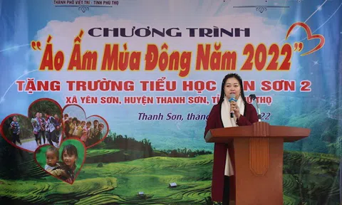 Phú Thọ: Gần 300 học sinh Trường Tiểu học Yên Sơn 2 (Thanh Sơn)  nhận quà “Áo ấm mùa đông năm 2022”